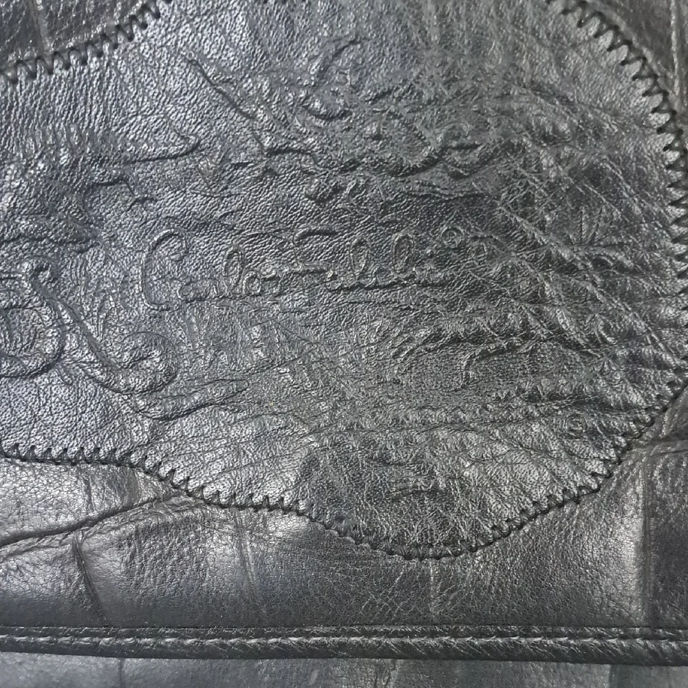 Carlos Falchi Black Croc-Embossed Crossbody Bag - Picture 2 of 11